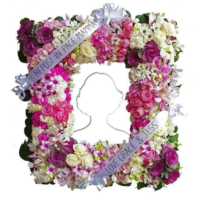 Photo Framed Wreath in Pink