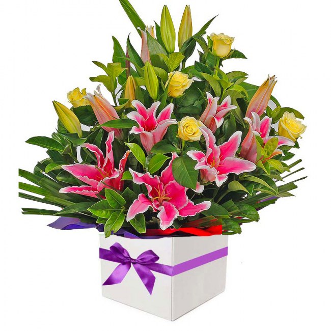 Yellow Roses With Orientals