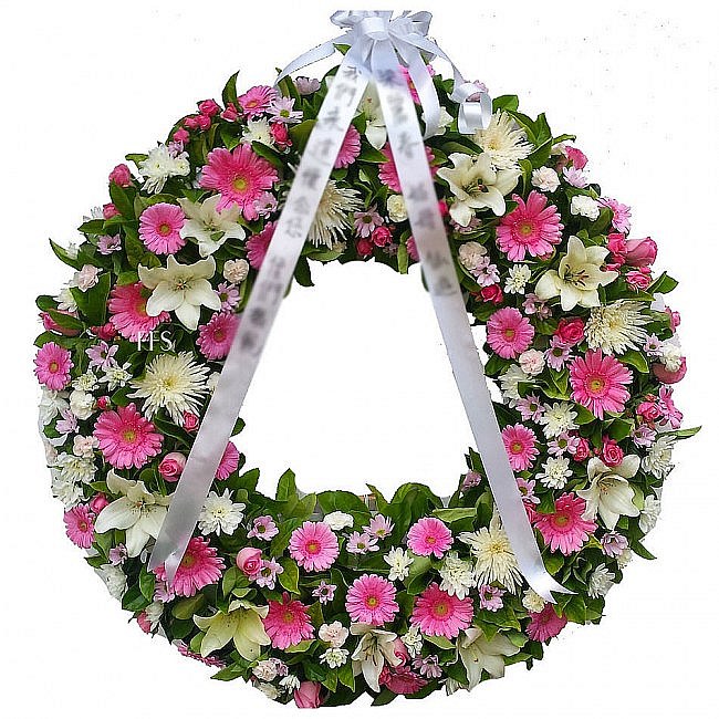 Large Wreath for a Lady